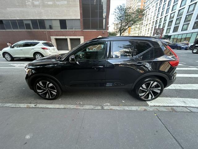 used 2023 Volvo XC40 car, priced at $39,295