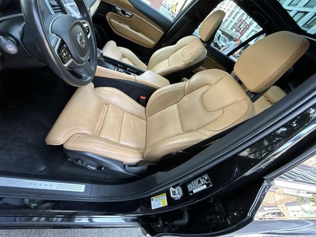 used 2018 Volvo XC90 car, priced at $27,595