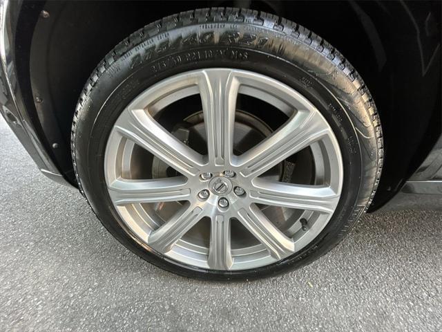 used 2018 Volvo XC90 car, priced at $27,595