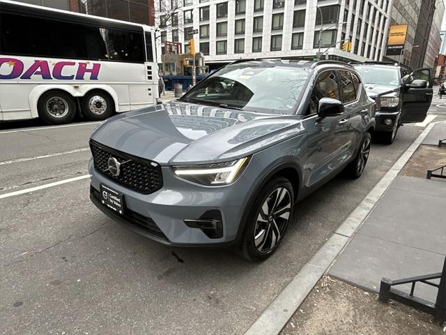used 2023 Volvo XC40 car, priced at $36,920