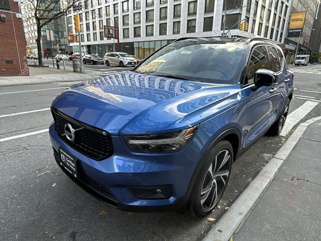 used 2021 Volvo XC40 car, priced at $28,595