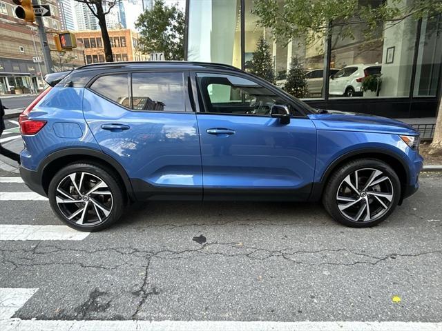 used 2021 Volvo XC40 car, priced at $28,595