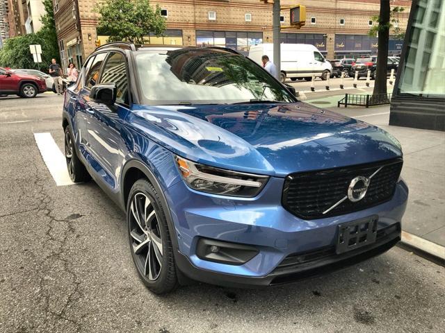 used 2021 Volvo XC40 car, priced at $29,495