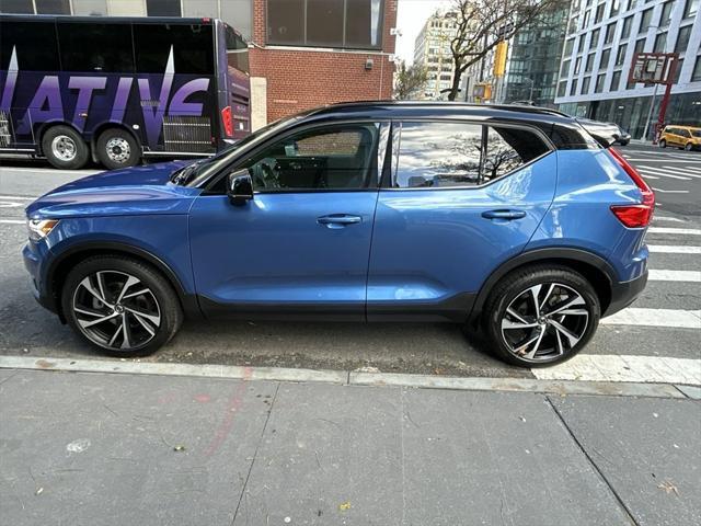 used 2021 Volvo XC40 car, priced at $28,595