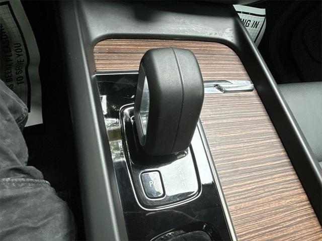 used 2022 Volvo XC60 car, priced at $36,995