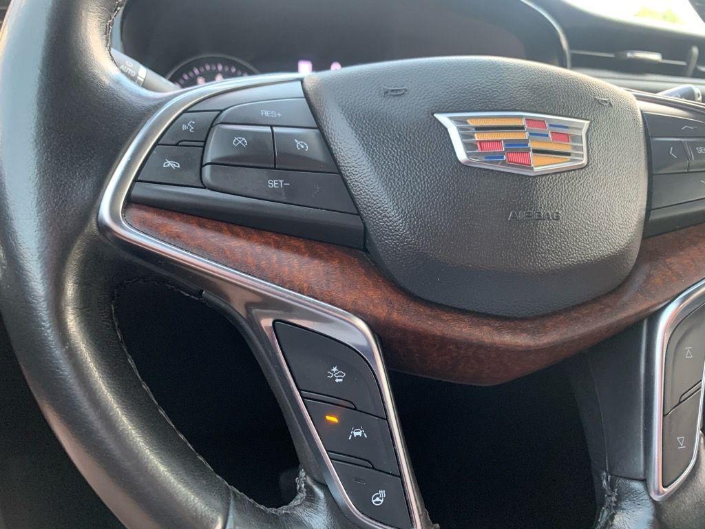 used 2020 Cadillac XT5 car, priced at $19,615