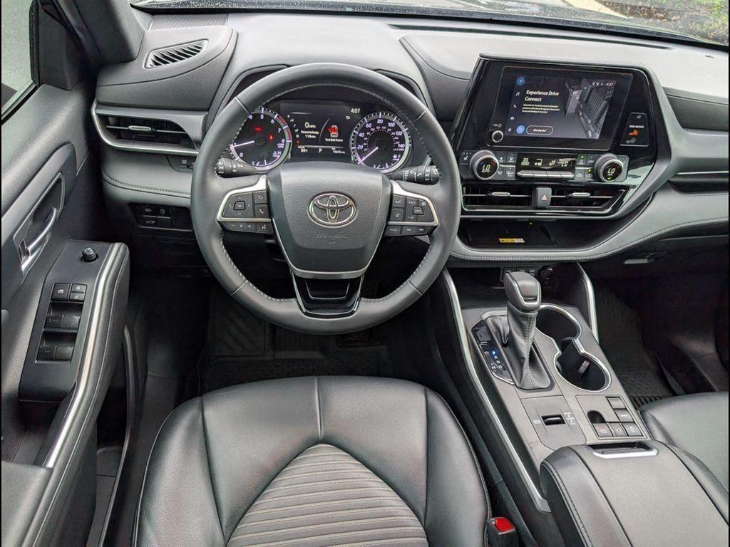 used 2023 Toyota Highlander car, priced at $35,705