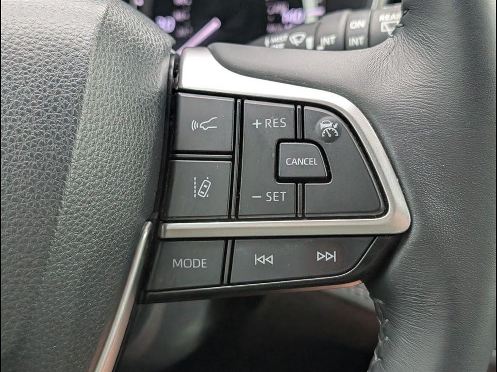 used 2023 Toyota Highlander car, priced at $35,705