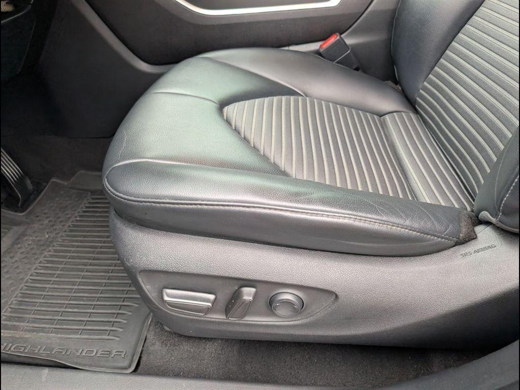 used 2023 Toyota Highlander car, priced at $35,705