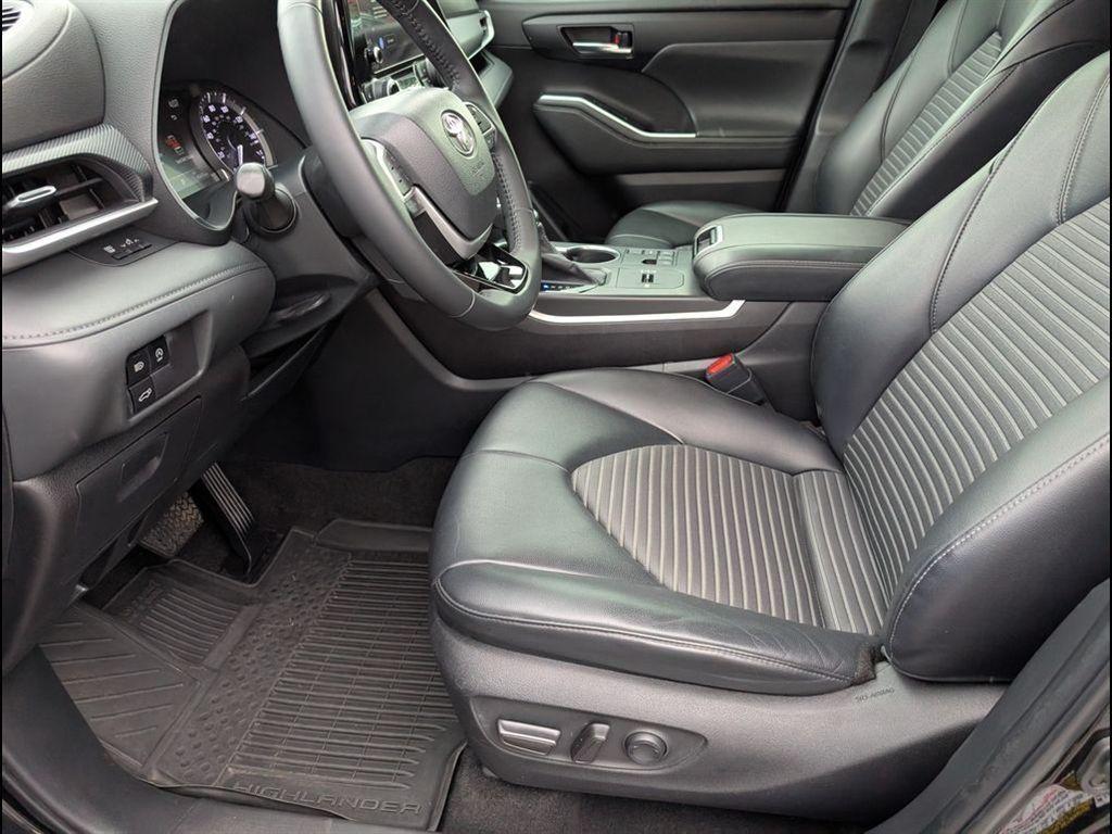 used 2023 Toyota Highlander car, priced at $35,705