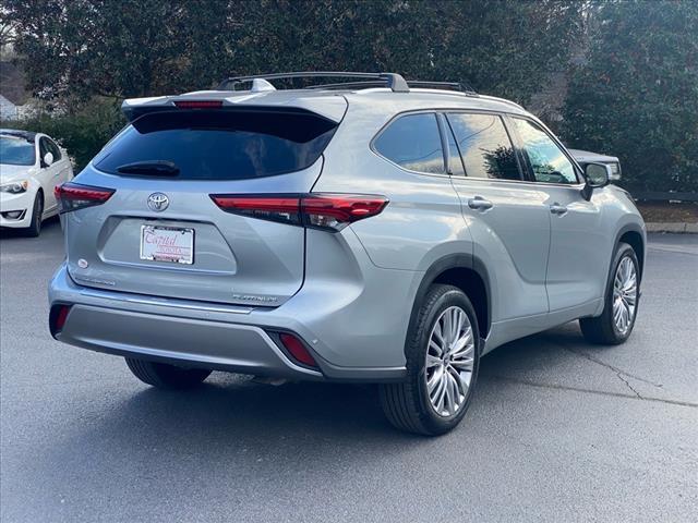 used 2023 Toyota Highlander car, priced at $47,950