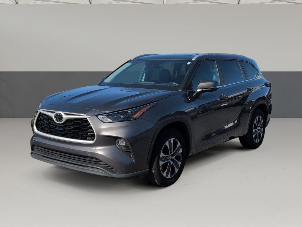 used 2024 Toyota Highlander car, priced at $39,463