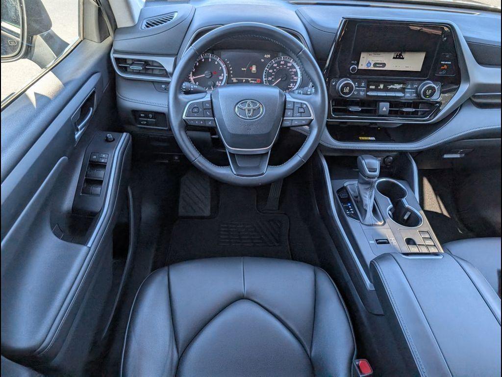 used 2024 Toyota Highlander car, priced at $39,463