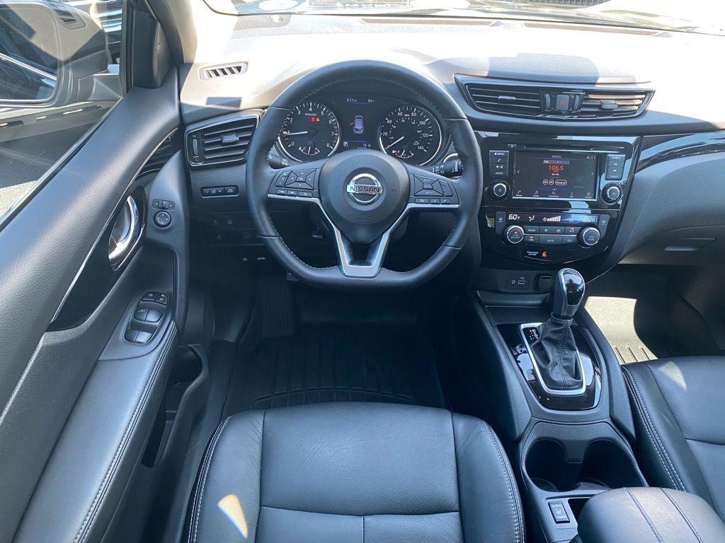 used 2022 Nissan Rogue Sport car, priced at $23,780