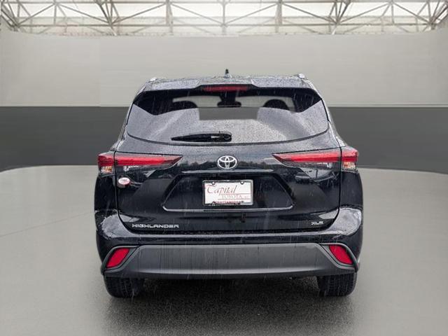 used 2024 Toyota Highlander car, priced at $44,499