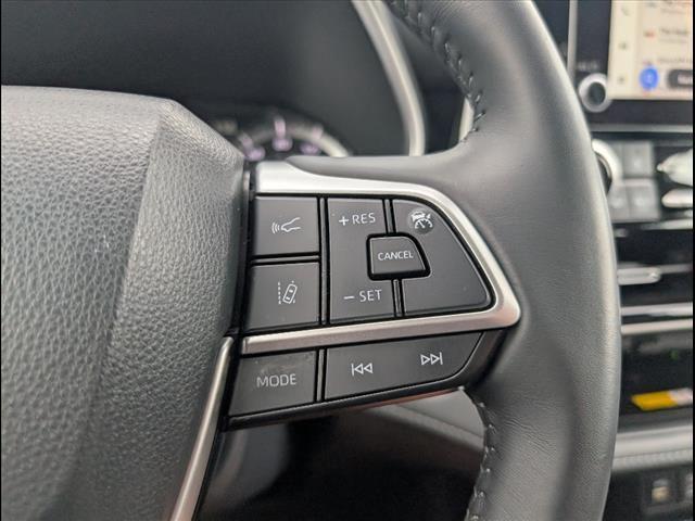 used 2024 Toyota Highlander car, priced at $44,499