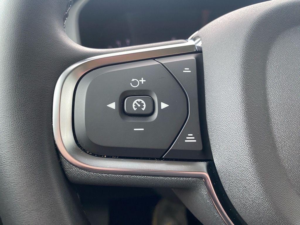 used 2024 Volvo XC60 car, priced at $35,874