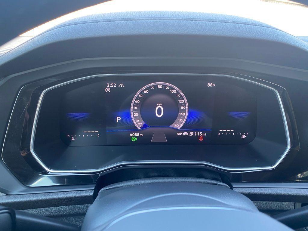 used 2024 Volkswagen Jetta car, priced at $22,625