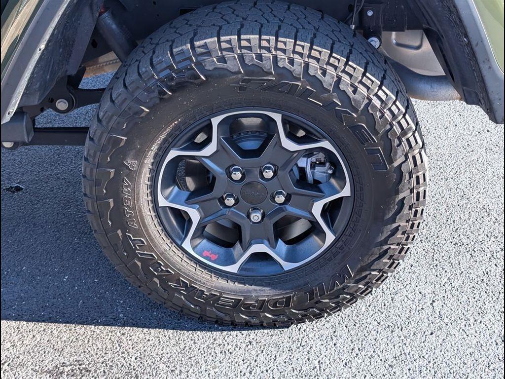 used 2023 Jeep Gladiator car, priced at $39,641