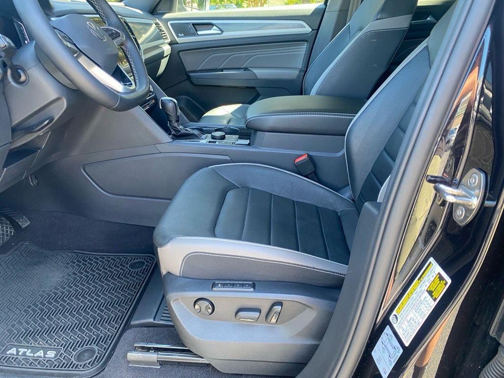 used 2021 Volkswagen Atlas Cross Sport car, priced at $28,497