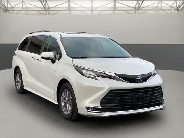 used 2023 Toyota Sienna car, priced at $46,950