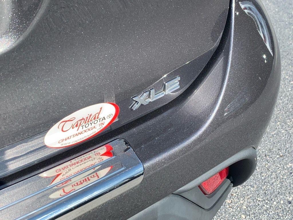 used 2022 Toyota Highlander Hybrid car, priced at $33,986