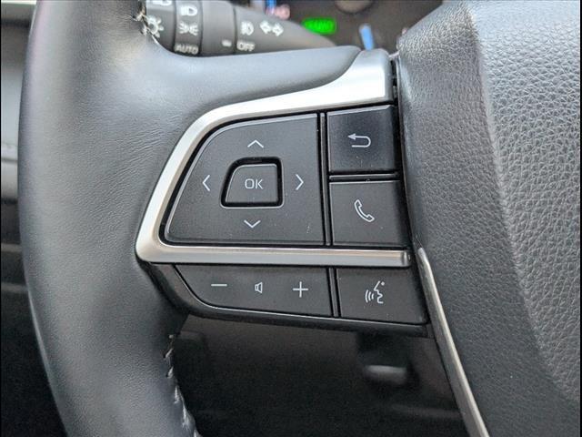 used 2022 Toyota Highlander Hybrid car, priced at $36,891