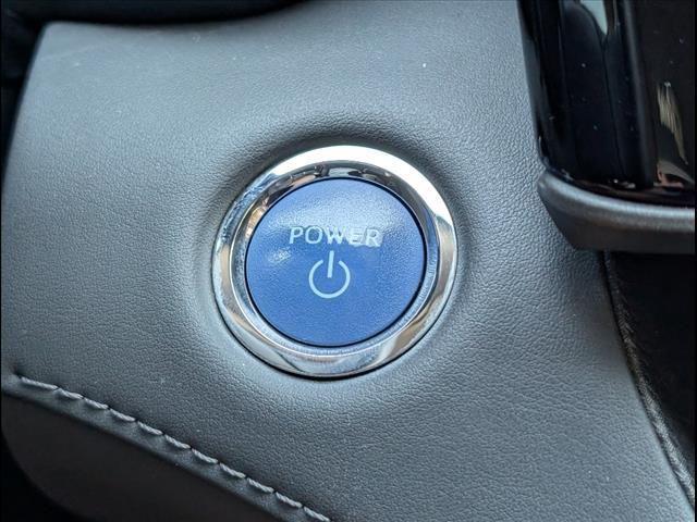 used 2022 Toyota Highlander Hybrid car, priced at $36,891