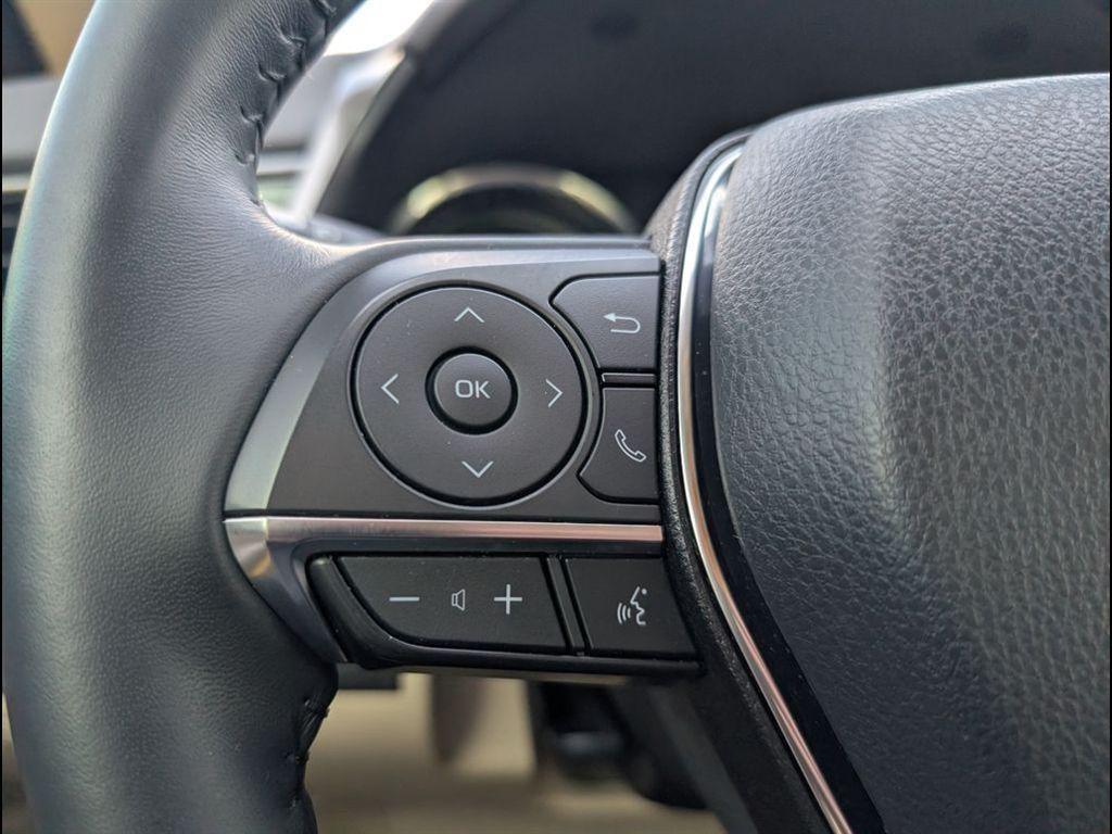 used 2020 Toyota Camry Hybrid car, priced at $28,899