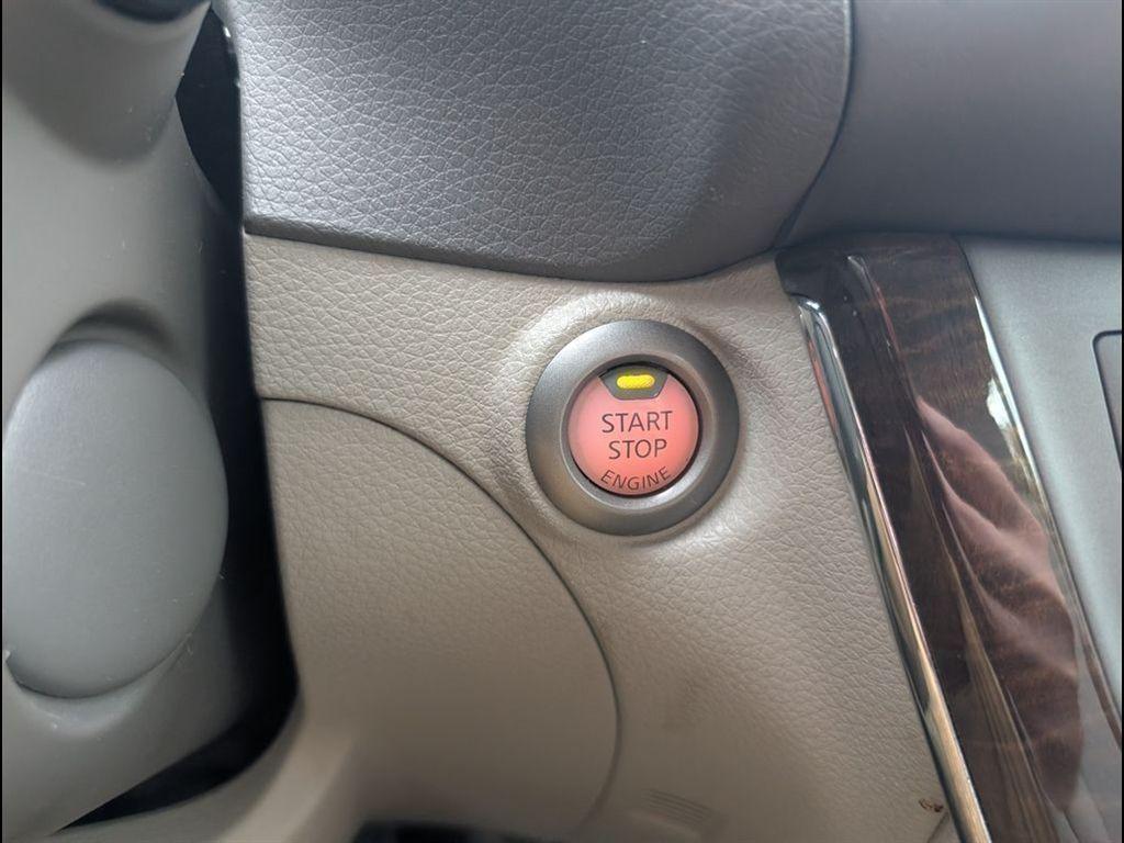 used 2013 Nissan Sentra car, priced at $8,664