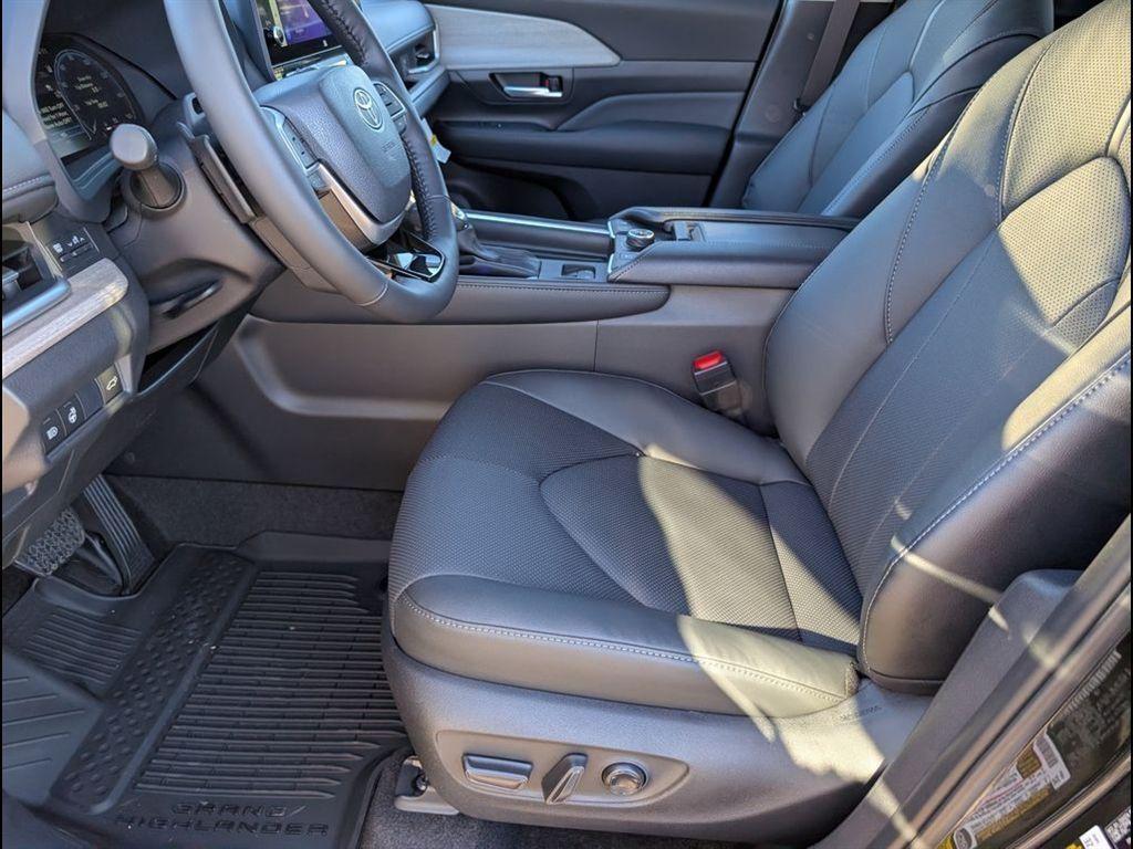 new 2026 Toyota Grand Highlander car, priced at $58,588