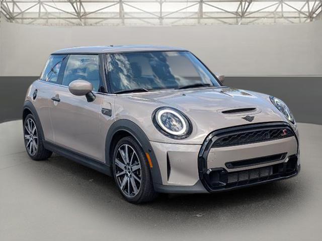 used 2023 MINI Hardtop car, priced at $27,879