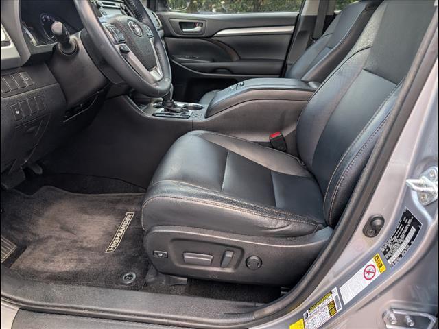 used 2016 Toyota Highlander car, priced at $21,994