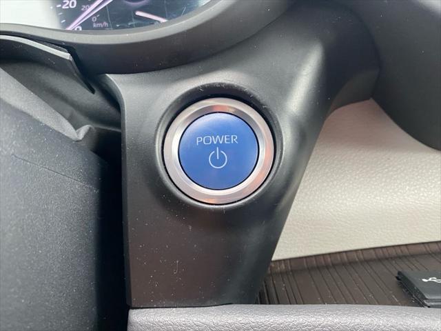 used 2023 Toyota Sienna car, priced at $39,729