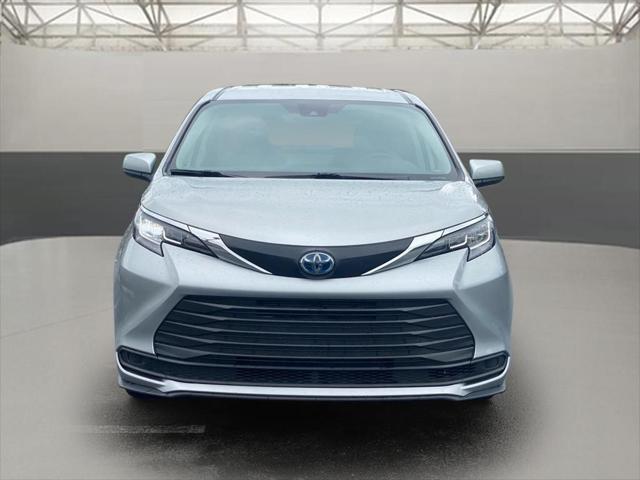 used 2023 Toyota Sienna car, priced at $39,729