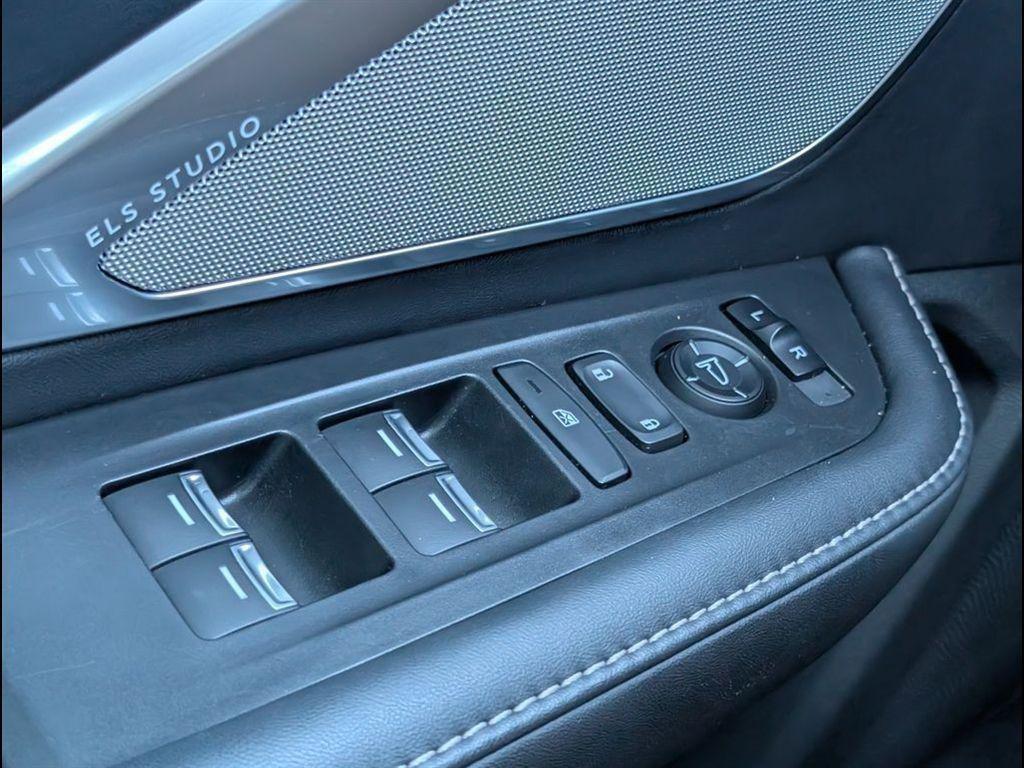 used 2023 Acura RDX car, priced at $38,776