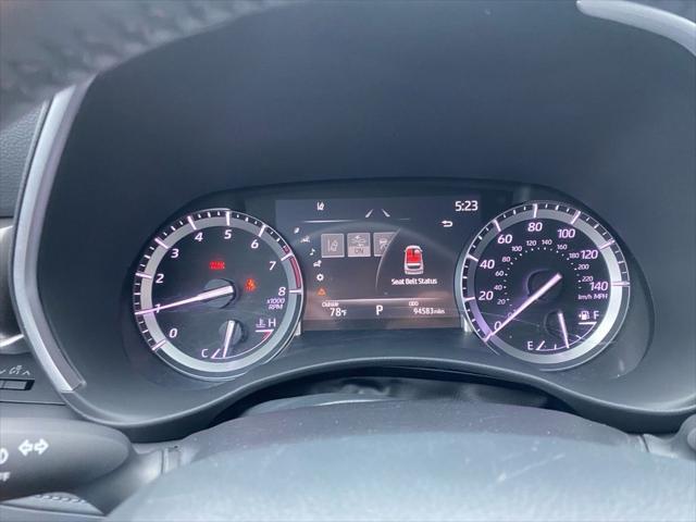 used 2022 Toyota Highlander car, priced at $35,796