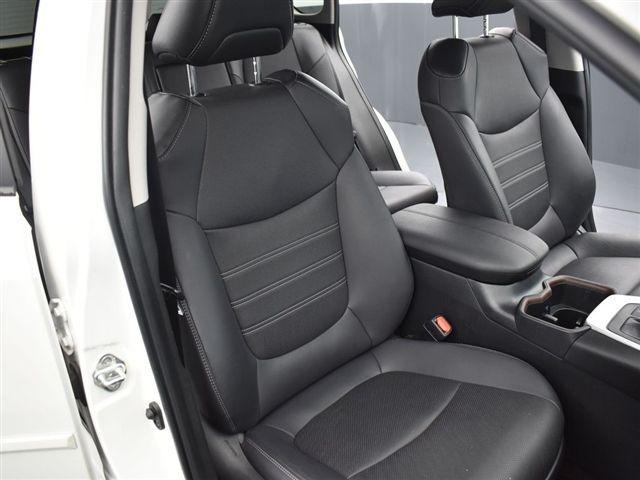 used 2022 Toyota RAV4 Hybrid car, priced at $36,925