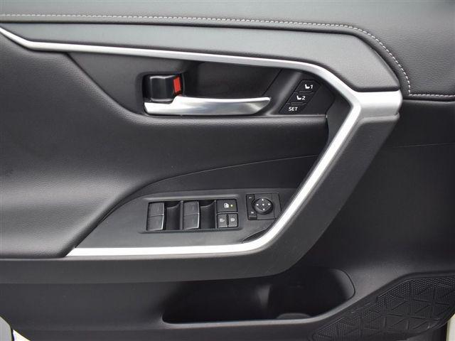 used 2022 Toyota RAV4 Hybrid car, priced at $36,925