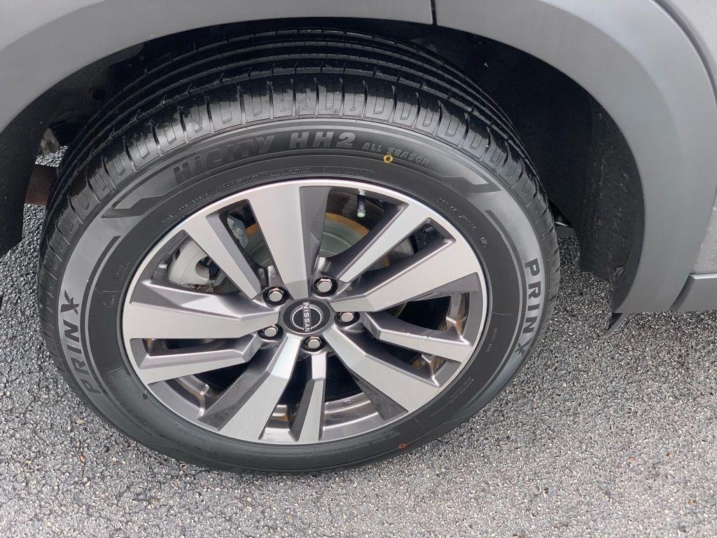 used 2023 Nissan Pathfinder car, priced at $32,659