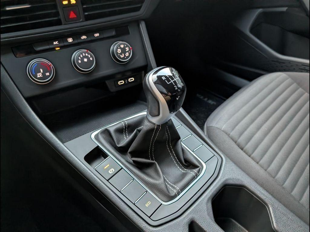 used 2024 Volkswagen Jetta car, priced at $18,289