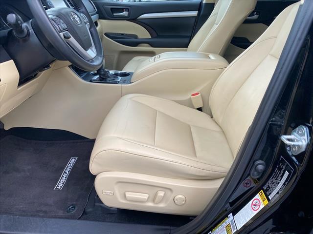 used 2019 Toyota Highlander car, priced at $29,950