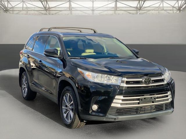 used 2019 Toyota Highlander car, priced at $29,950