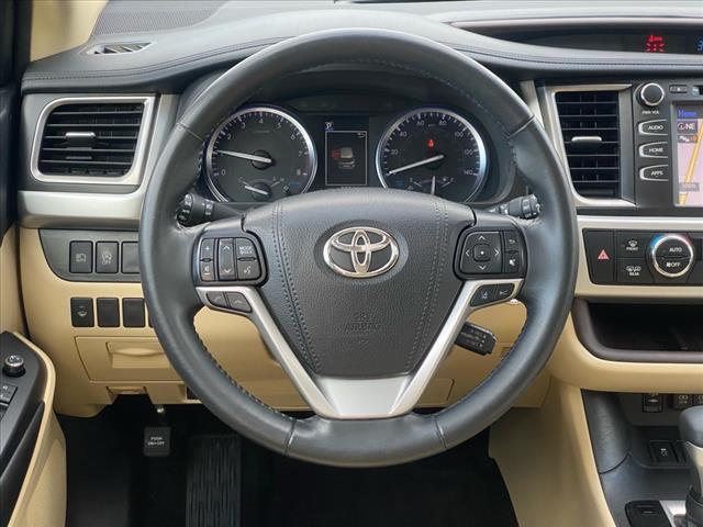 used 2019 Toyota Highlander car, priced at $29,950