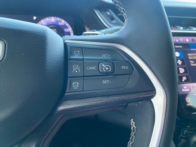 used 2023 Jeep Grand Cherokee car, priced at $32,997