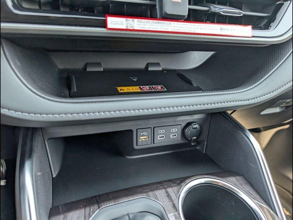 new 2025 Toyota Highlander car, priced at $56,038