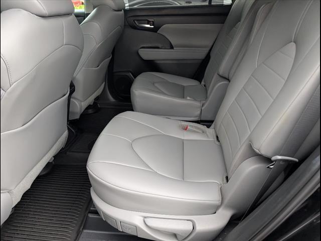 used 2023 Toyota Highlander car, priced at $42,625