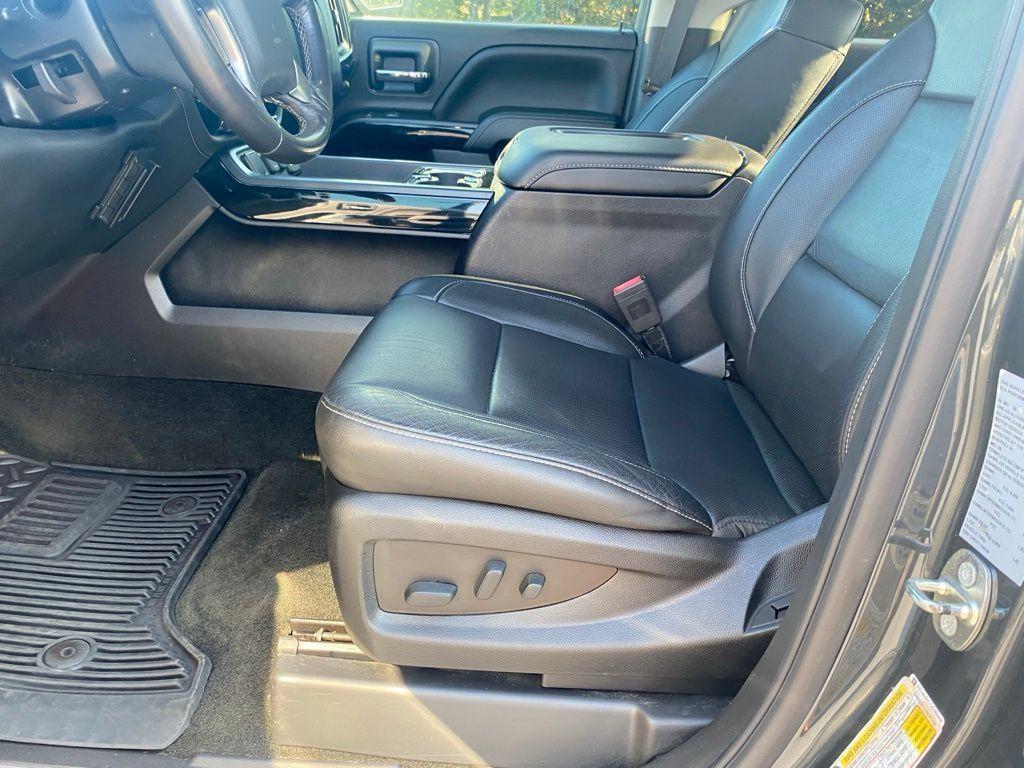 used 2018 Chevrolet Silverado 1500 car, priced at $33,625