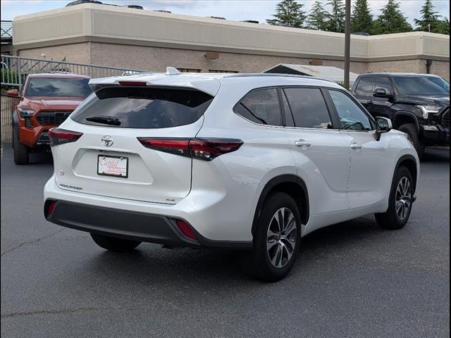 used 2024 Toyota Highlander car, priced at $45,486