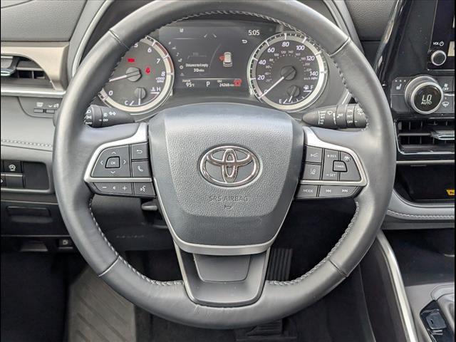 used 2024 Toyota Highlander car, priced at $45,486